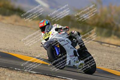 media/Dec-17-2022-SoCal Trackdays (Sat) [[224abd9271]]/Turn 7 Set 2 (1140am)/